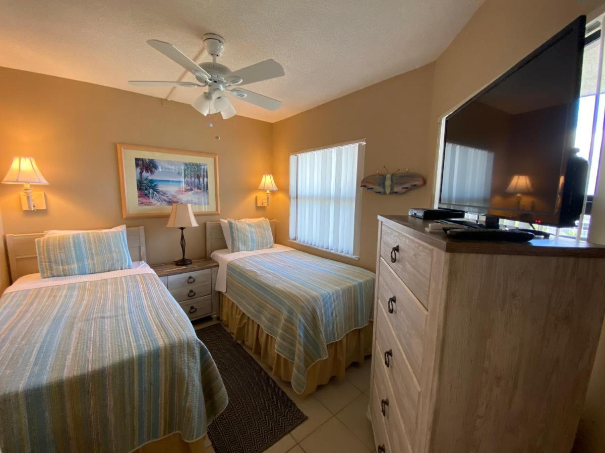Vistas On The Gulf By Liberte' Aparthotel St. Pete Beach Exterior photo