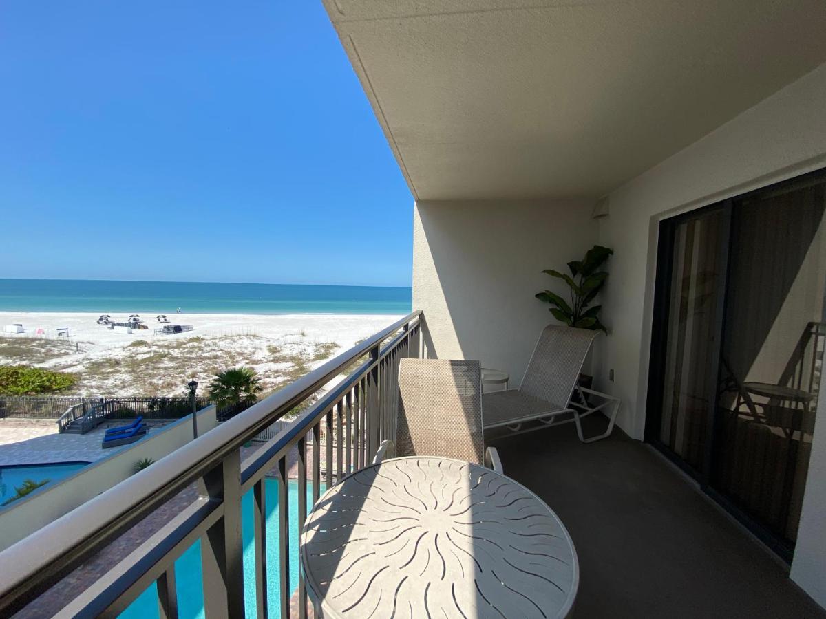 Vistas On The Gulf By Liberte' Aparthotel St. Pete Beach Exterior photo