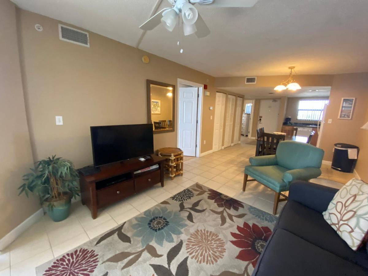 Vistas On The Gulf By Liberte' Aparthotel St. Pete Beach Exterior photo