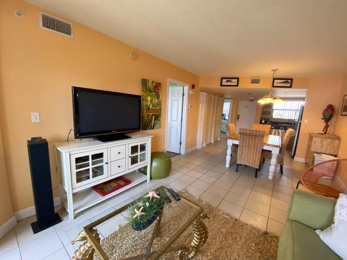 Vistas On The Gulf By Liberte' Aparthotel St. Pete Beach Exterior photo
