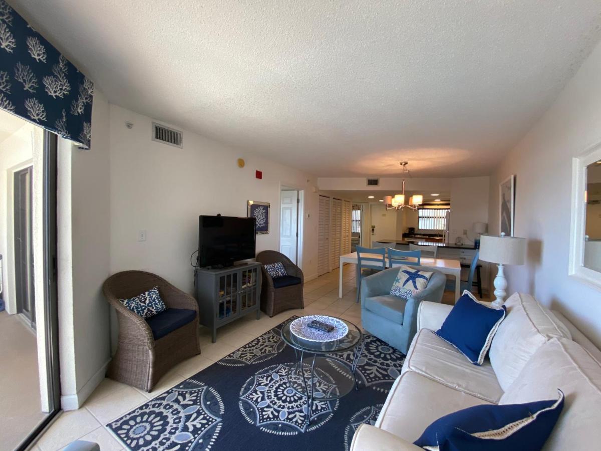 Vistas On The Gulf By Liberte' Aparthotel St. Pete Beach Exterior photo